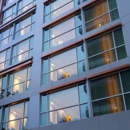 Amora Neoluxe Suites Hotel-3